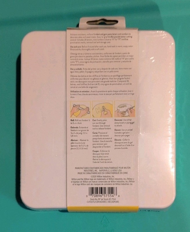 WILTON ALPHABET & NUMBER CUT-OUTS SET (42-PIECE) 417-7554 gallery