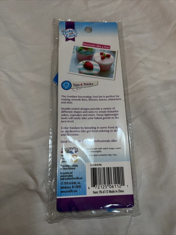 Artskills Baked With Love 6 Piece Assorted Fondant Tools gallery