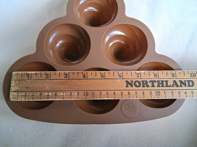 Poop Emoji Silicone Dessert/Soap Mold Wilton Bakeware Rosanna Pansino Candy Cake gallery