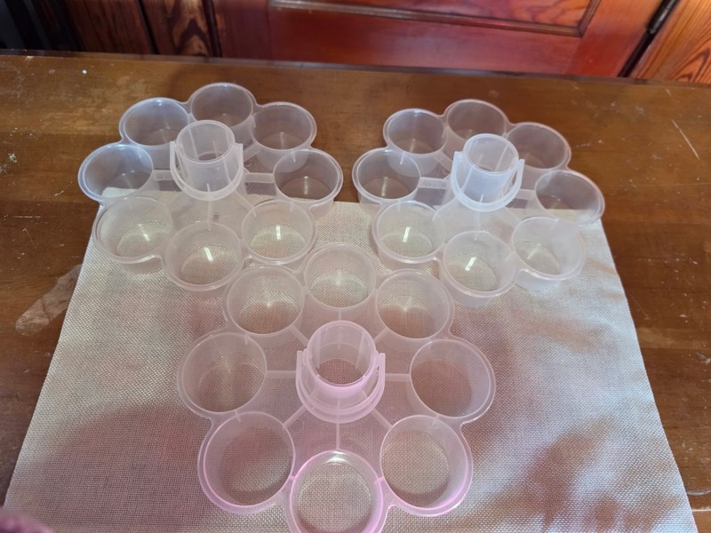 Pink Plastic Flower-Shaped Cupcake Holder with Carrier and Lid gallery