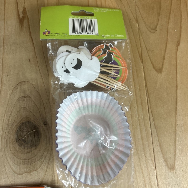 Halloween Baking Cups Picks Cupcake Liners 4x 50 Pack Spiders Bats gallery