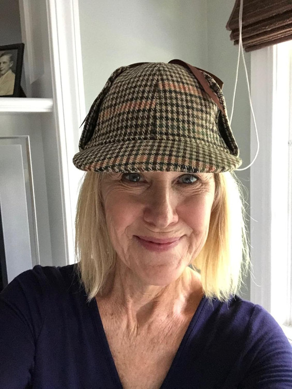 Detective Deerstalker Hat Set with Magnifying Glass & Pipe Prop - Role Play & Co gallery