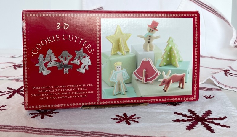 Nordic Ware Christmas 3D Stand Up Cookie Cutters Original Box 6 Shapes gallery