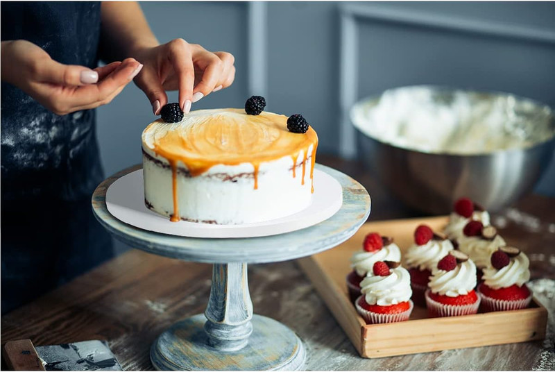 White Cake Drums round 14 Inch Cake Boards with 1/2-Inch Thick Smooth Edges for gallery