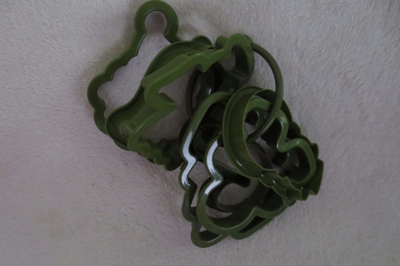 Christmas Cookies Cutter Set Tree/Bell/Angel and more New