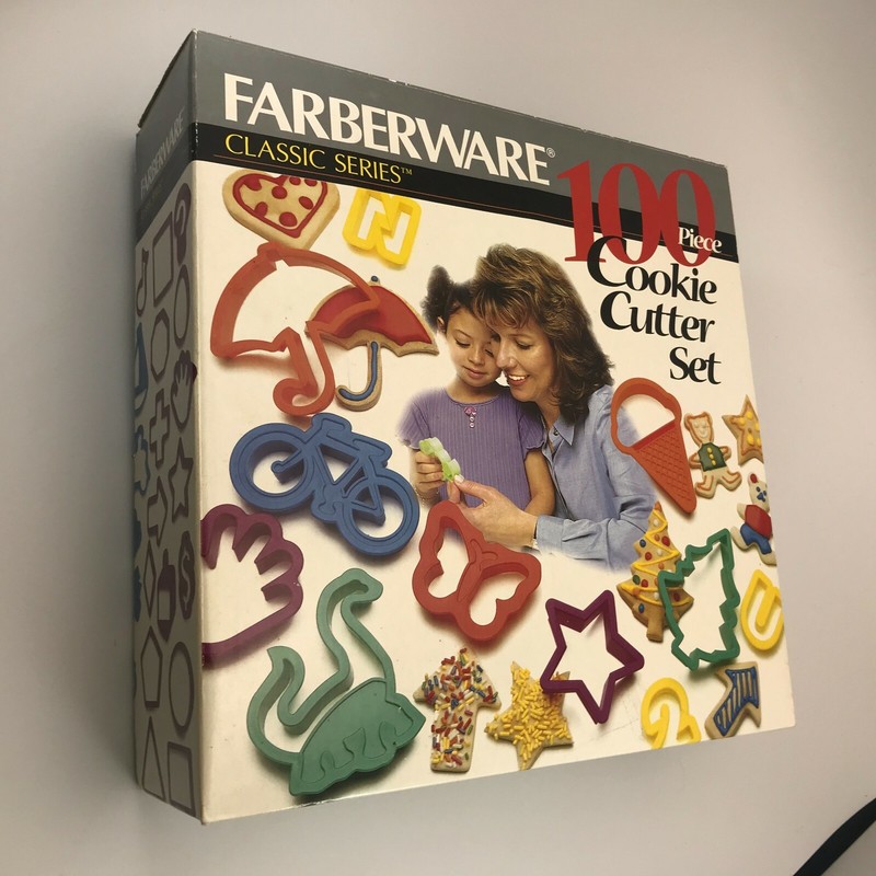 Farberware 100 Piece Cookie Cutter Set - Classic Series - NOB gallery