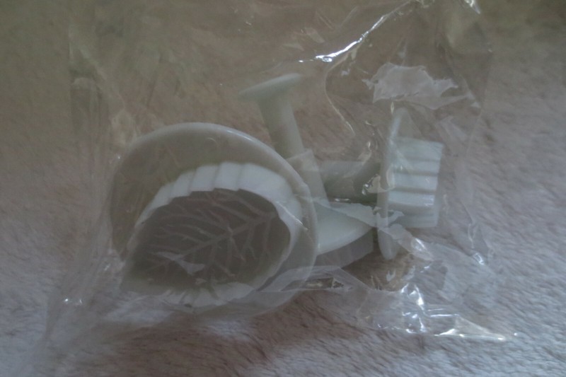 3 Pcs Leaves Plunger Cake Decorating Tool Fondant New gallery