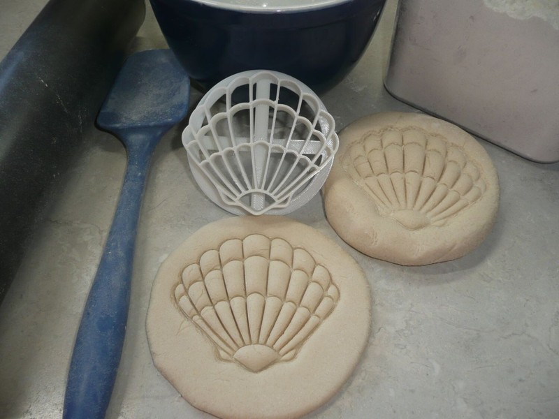 MINI SIZE SCALLOPED SHELL CONCHA COOKIE CUTTER MEXICAN SWEET BREAD STAMP PR4895 gallery