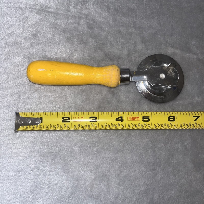 Pastry Cutter Crimper Cutter gallery