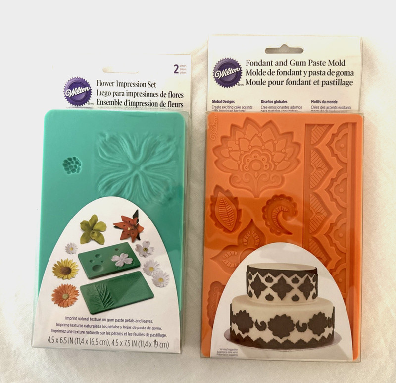 2 Wilton Cake Decorating Fondant & Gum Paste Mold-Flowers, Global NOS, Free Ship