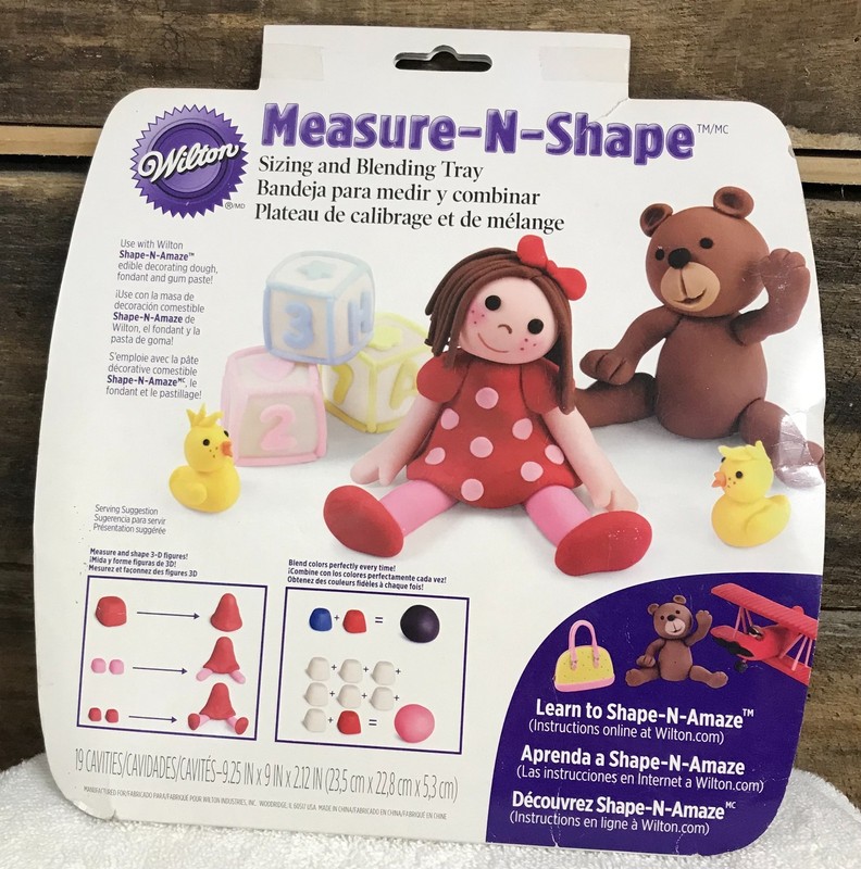 Wilton Measure-N-Shape Sizing & Blending Tray Works W/ Fondant+ Gum Paste NEW