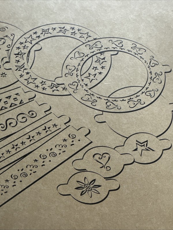 Pampered Chef #1536 Cake Stencil Set of 7 Patterns Balloons Borders Star Heart gallery
