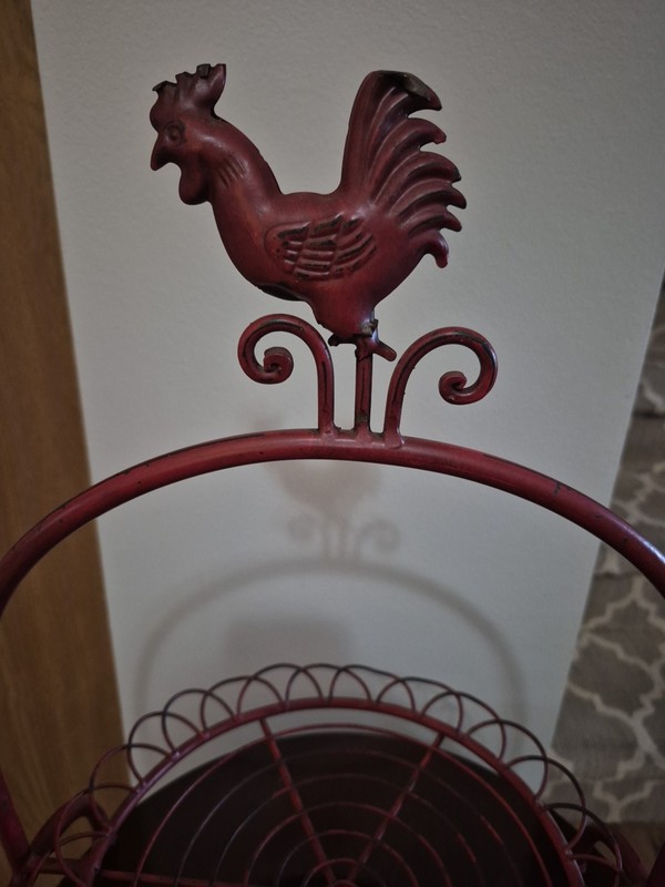 Vintage 1 Tier Metal Pie Cake Rack Stand Server 18”x12” Rooster Farmhouse Red gallery
