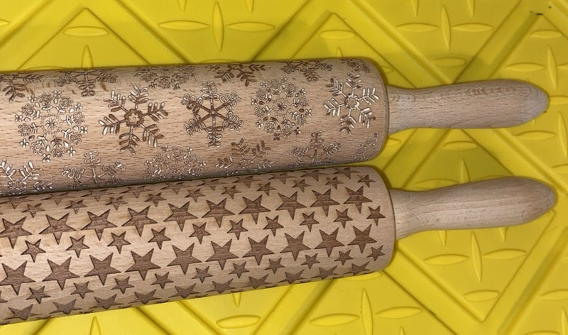 Rolling Pin 2 Wooden Embossed Snowflakes & Stars Rolling Pin 15x2” EUC gallery