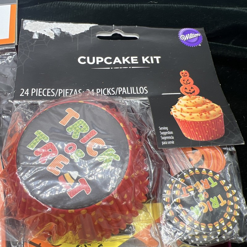 Halloween Baking Supplies Lot Cookie Cutters Cupcake Wrappers Treat Boxes Picks gallery