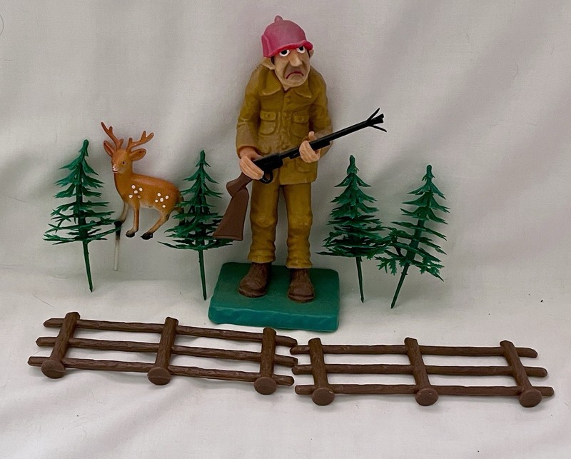 Vintage 1976 Wilton Hunter Cake Decoration Set With Trees, Deer And Fences