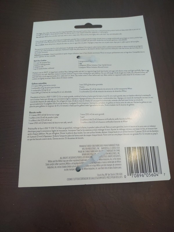 Wilton Comfort Grip Christmas Tree Cookie Cutter gallery