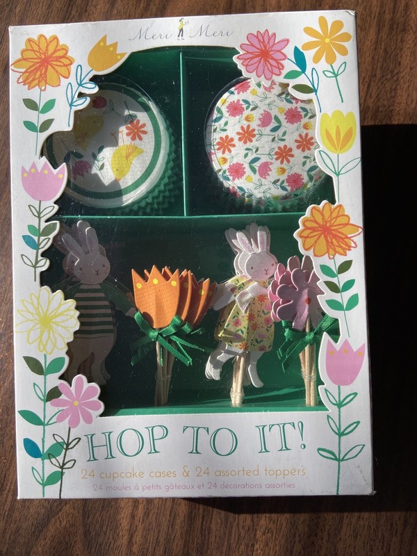 Meri Meri “Hop To It” Cupcake Kit Themed Liners + Assorted Toppers of Bunnies &