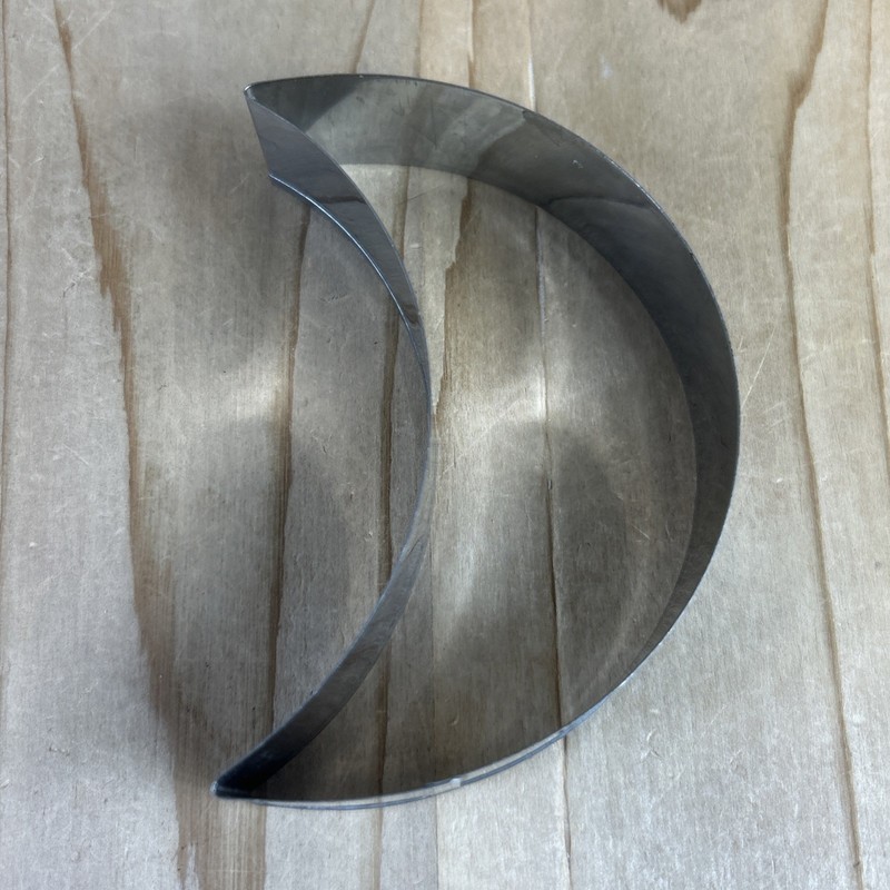 Crescent Moon Cookie Cutter Stainless Steel 3x4 Inch Halloween Celestial gallery