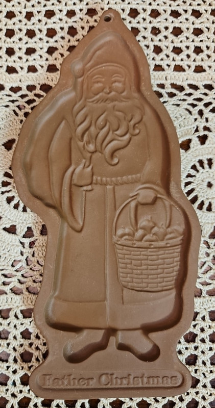 Vintage 1990 Longaberger Pottery Father Christmas Santa Cookie Mold