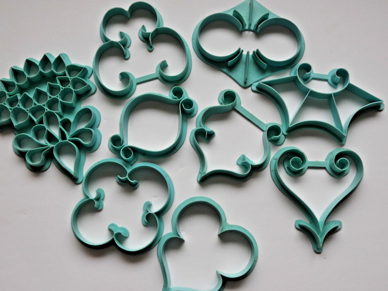 Vintage 1972 Wilton Cake Decorating Pattern Press Set 9 pc 408-91 Design Aqua
