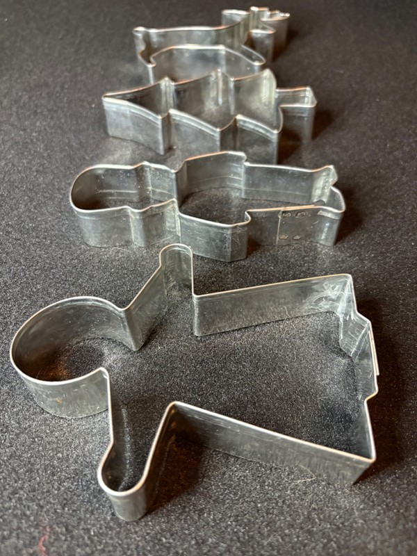 LOT OF 6 LARGE ALUMINUM CHRISTMAS COOKIE CUTTERS HEAVY, STRONG 1 INCH THICK gallery