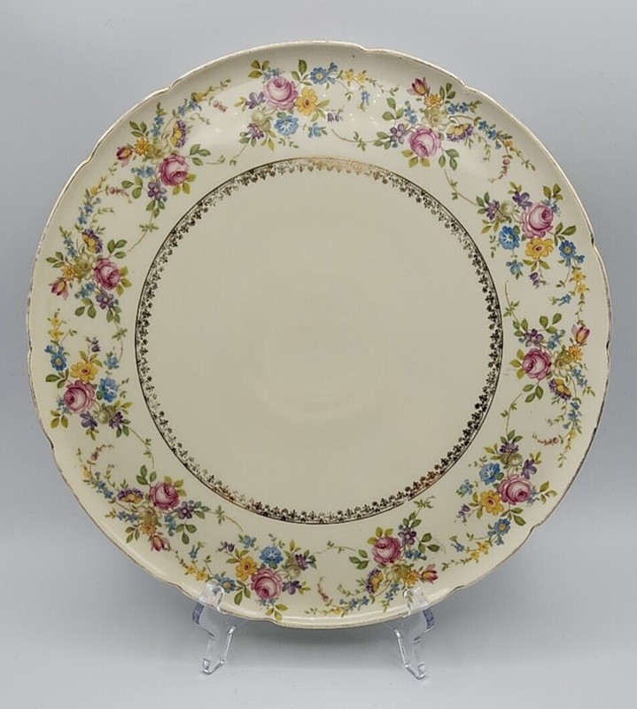 KPM Royal Ivory The Claridge 12 3/4″ Cake Plate
