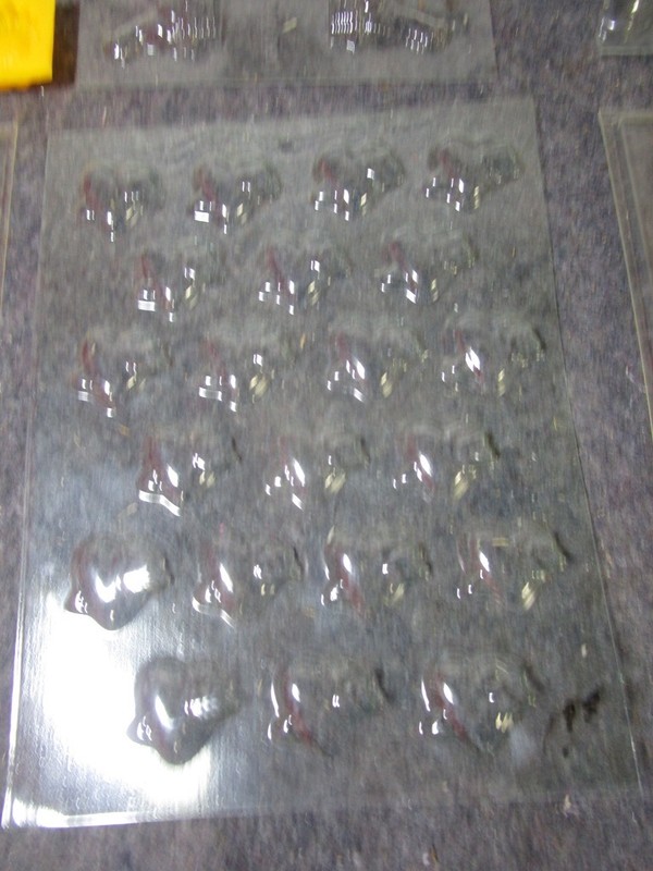 big lot plastic & silicone chocolate candy pastry form mold cake decorations gallery