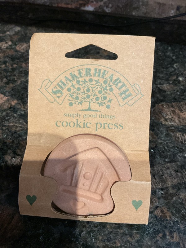 NEW Shaker Hearth Handled Cookie Press COTTAGE HOME w/ Gingerbread Cookie Recipe