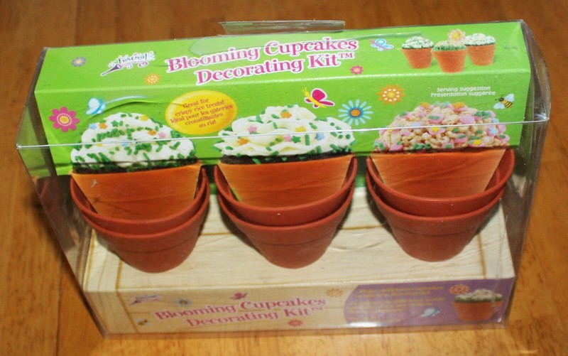 Brand Castle ~ FLOWERPOT BLOOMING CUPCAKES DECORATING KIT – Silicone – Set of 6