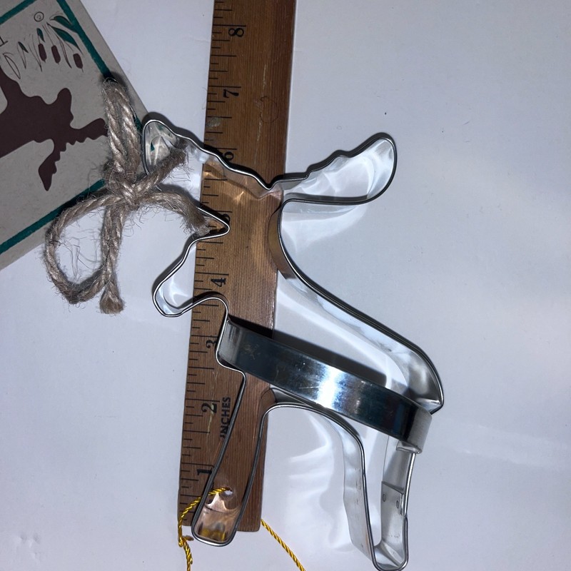MOOSE COOKIE CUTTER W/ Handle BY ANN CLARK New With Tag And Recipe 6" gallery