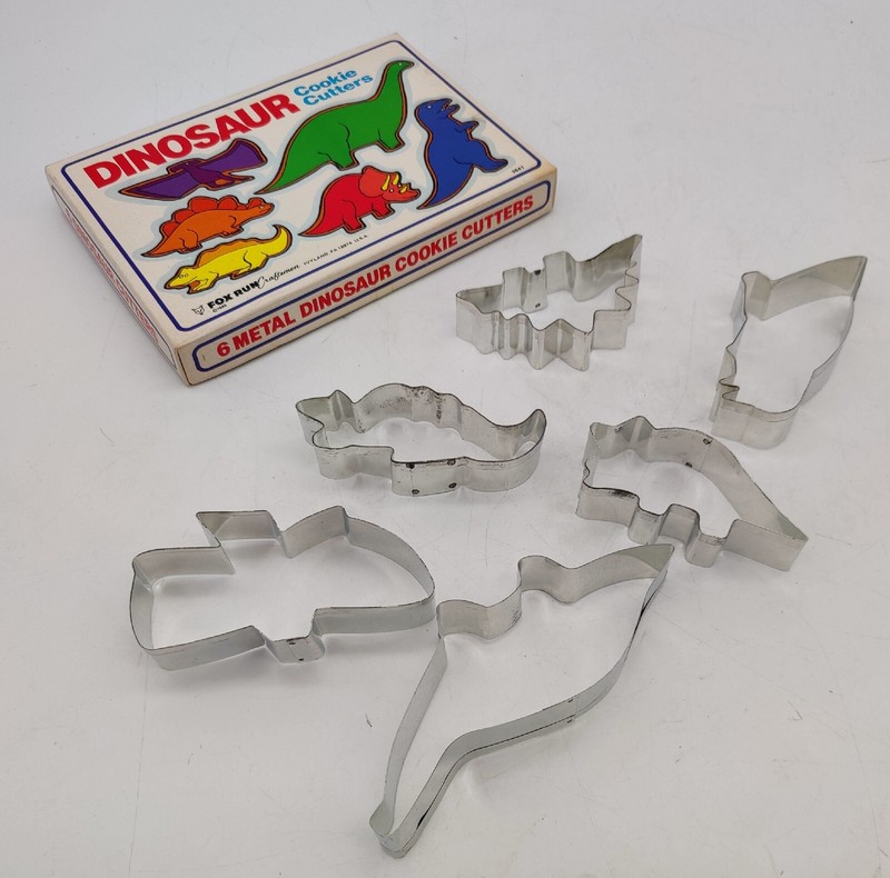 Fox Run Dinosaur Cookie Cutters Set of 6 Metal w/ Box 1985 Ivyland, PA – Nice!