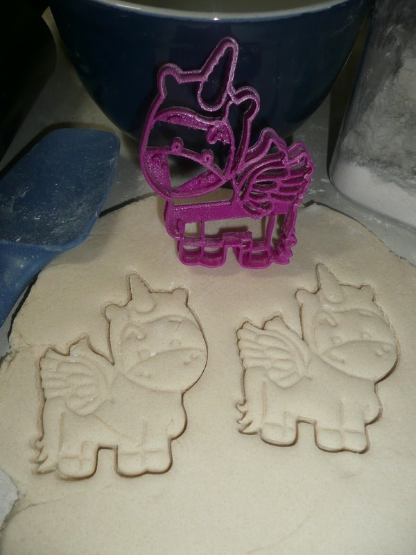 UNICORNS MYSTICAL MAGICAL HORSES WITH HORNS SET OF 4 COOKIE CUTTERS USA PR1553 gallery