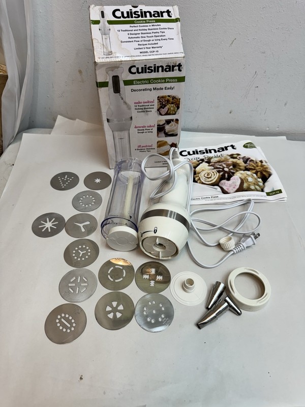 Cuisinart CCP-10 Electric Cookie Press Comes w/ 12 Discs & 8 Decorating Tips gallery
