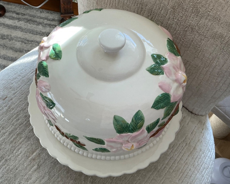 VALERIE CUMBERLAND DESIGN FLORAL CAKE DOME & STAND CERAMIC gallery