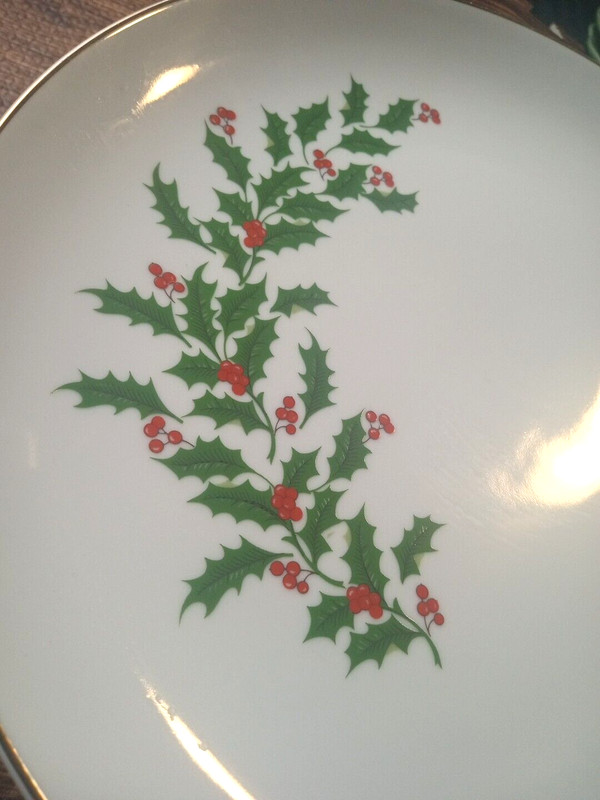 All The Trimmings Christmas Holly Berries Cake Stand Japan 10 1/4" gallery