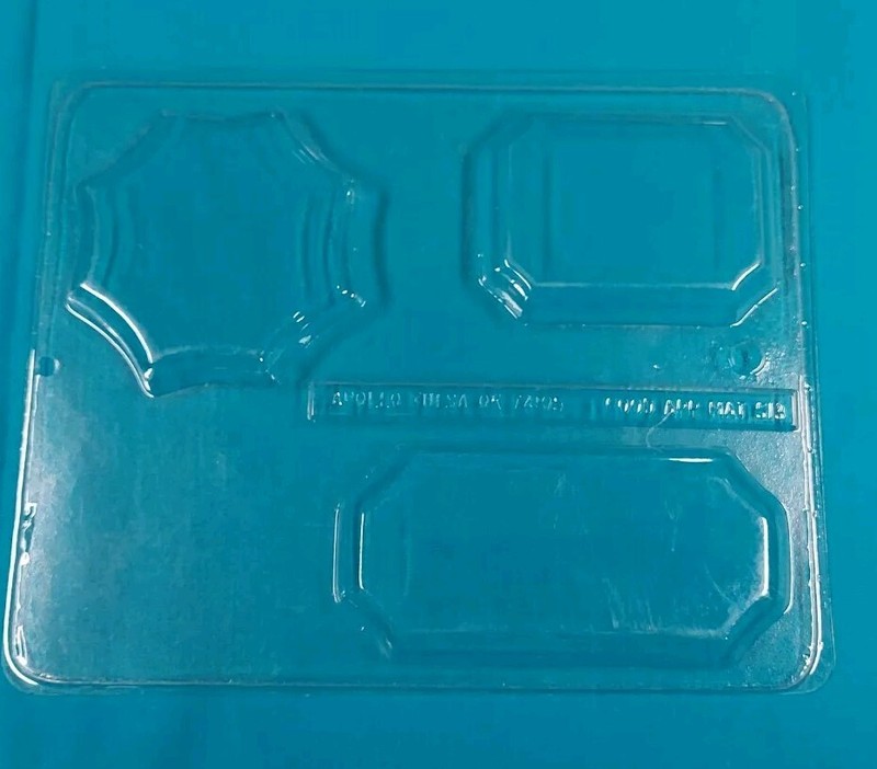 Lot of 10 Vintage Candy Flat Bar Plastic Tray Molds Apollo & ILA gallery
