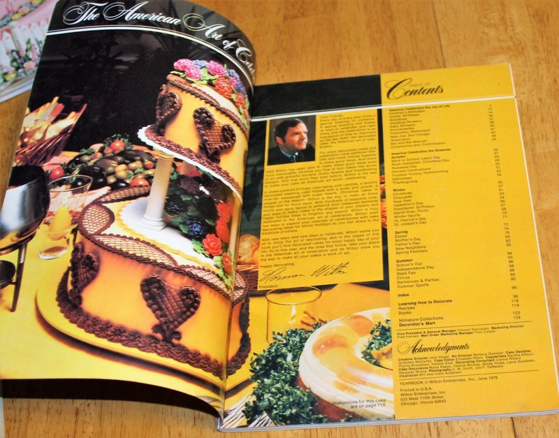 Wilton: CAKE DECORATING YEARBOOK (3) 1977, 1979, 1995 - Ideas, Instruction More gallery
