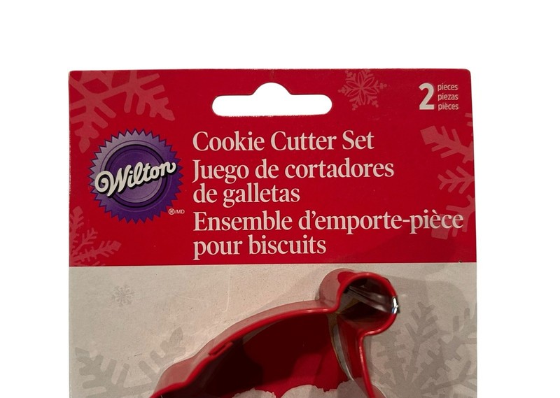 NEW Wilton Christmas Red & Green Santa Sleigh Gift 5 Cookie Cutters gallery