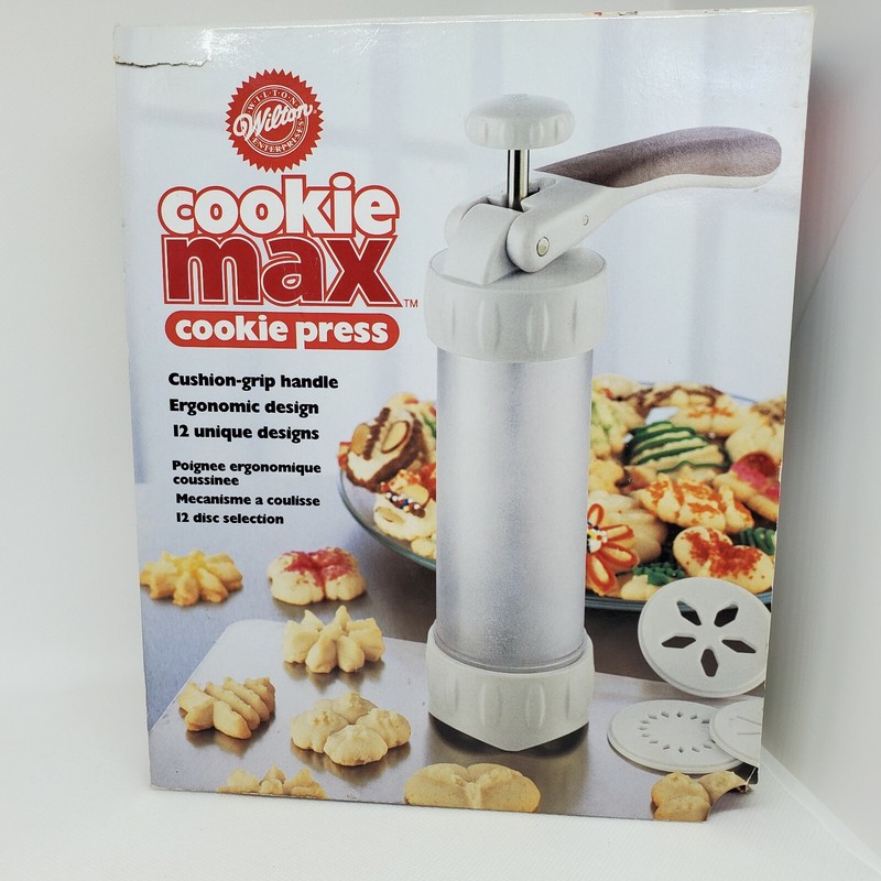 Wilton Cookie Max Cookie Press Easy to Use Decorator Tool 12 Designs New