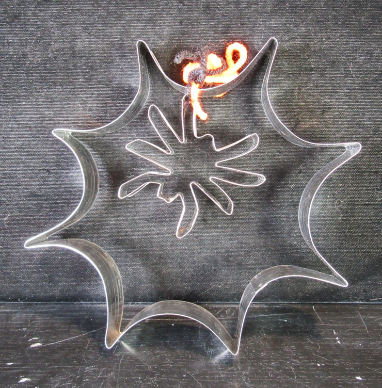 Large 6 3/4” Foose Marked Spider & Web Halloween Cookie Pastry Cutter