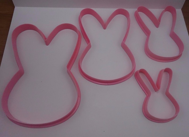 Easter Cookie Cutters Unbranded Set of 10 Plastic Shapes Bunny Egg Chick Duck gallery