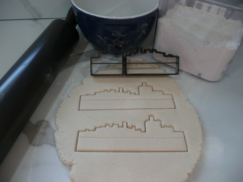 DETROIT MICHIGAN CITY SKYLINE COOKIE CUTTER MADE IN USA PR3614 gallery