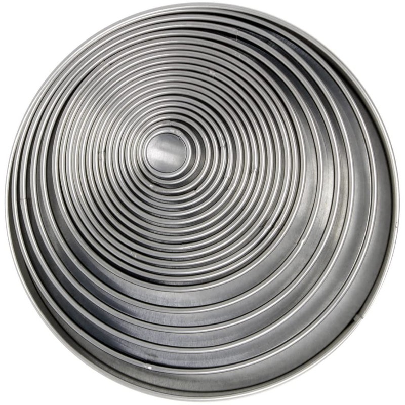 PME Round Stainless Steel Cutters Set of 19 gallery