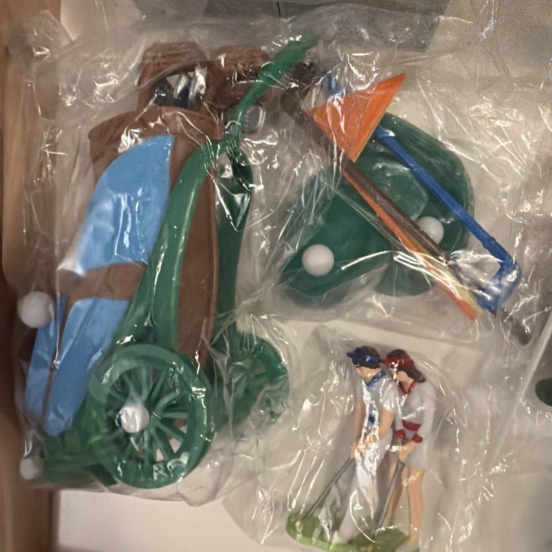 Lot 7 Vintage Cake Toppers NIP DecoPac Bakery Crafts Scooby-Doo Pooh Shrek Golf gallery