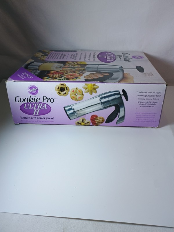 Wilton Cookie Pro Ultra II Complete in Box 18 Discs Worlds Best Cookie Press gallery
