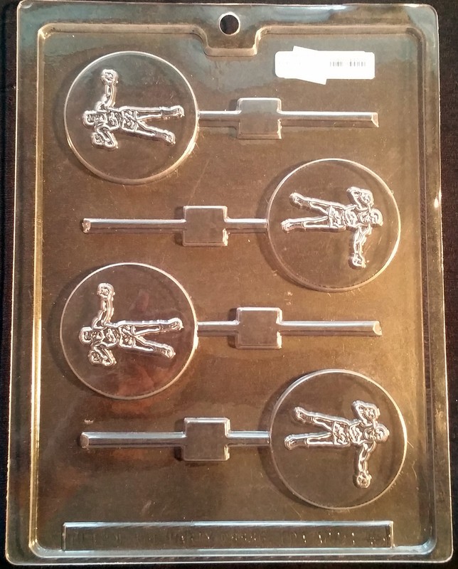 Boxer Round Lollipop with Boxer Chocolate Plasctic Candy Soap Mold LOP S-45