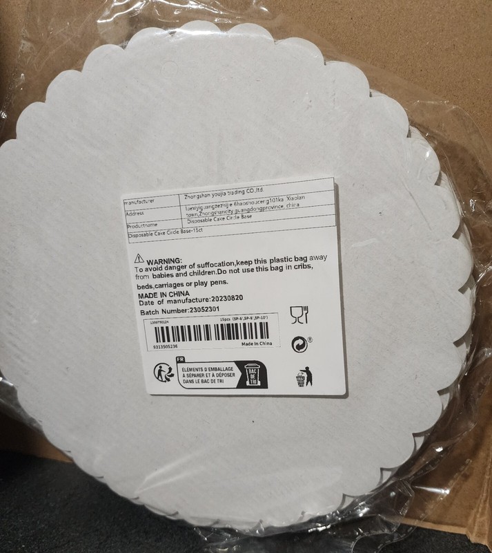 New Disposable Cake Circle Bases 3 Sizes 5 of each 6" 8" 10" Fifteen Total gallery