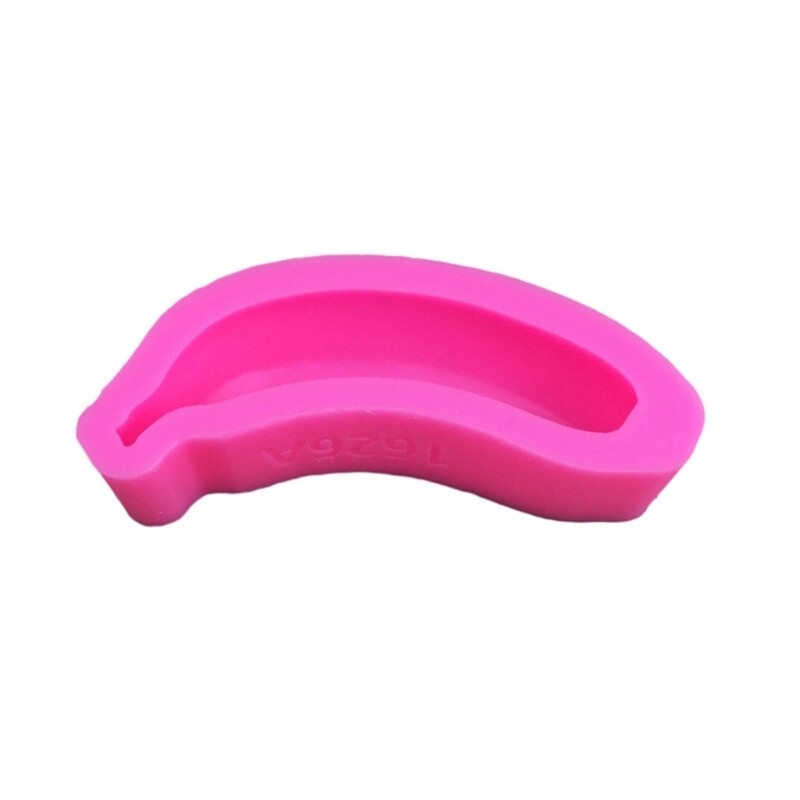 3D Banana Shaped Silicone Molds Fondants Chocolate Molds DIY Cake Decorating
