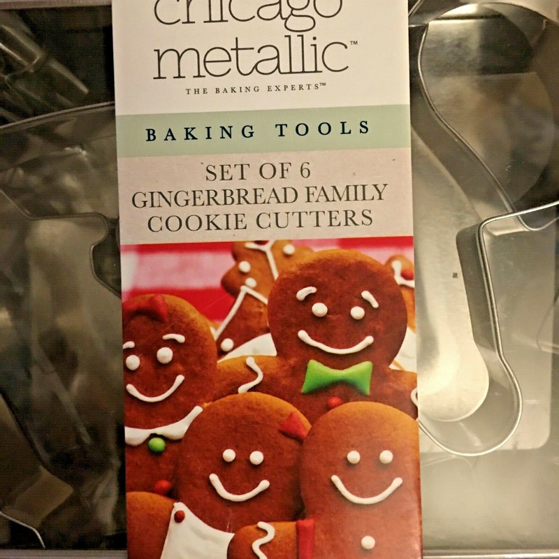 Gingerbread Cookie Cutter Chicago Metallic Set of 6 In Red Tin Box gallery